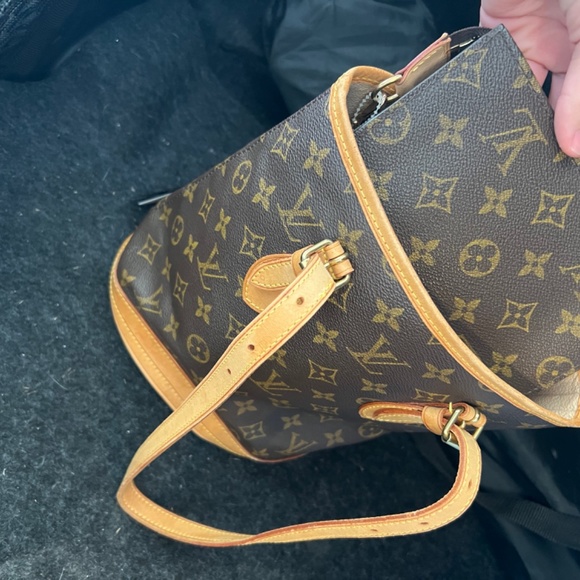 New LV hangbag - Picture 6 of 7